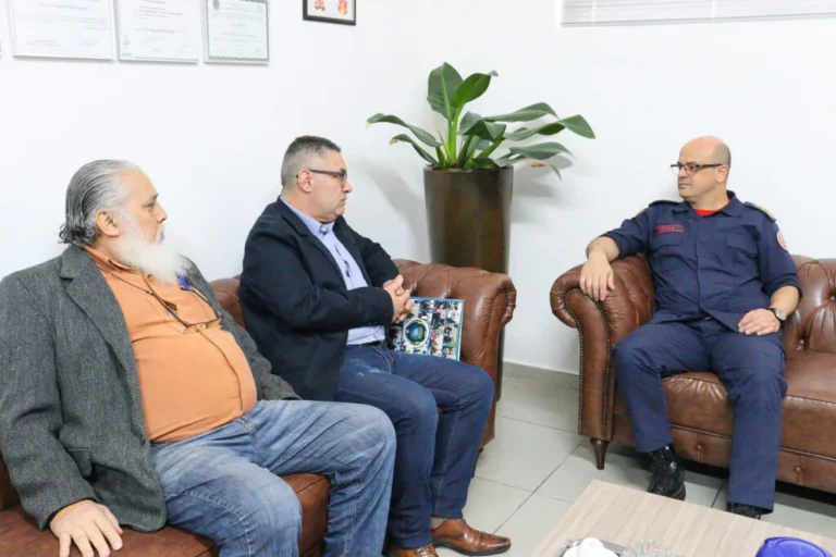 Fazenda e Defesa fecham proposta para ajuste em previdência dos militares, com aumento de idade para a reserva