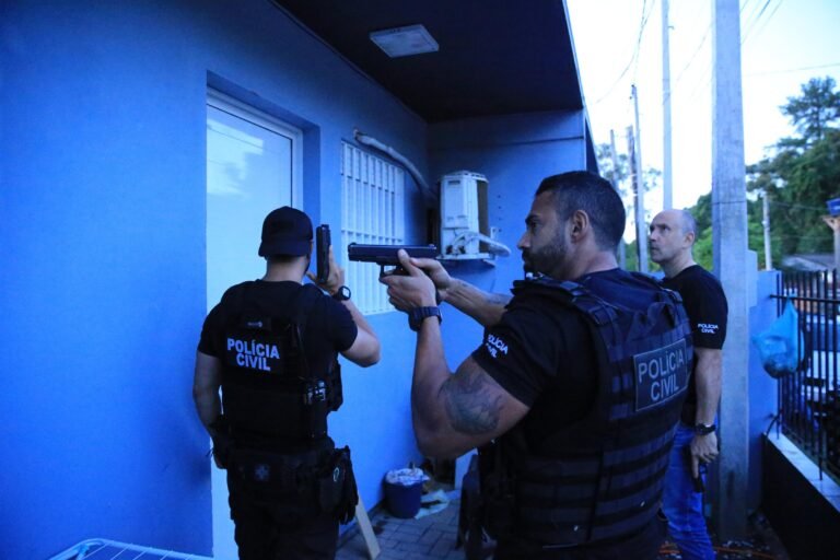 Grupo se passou pelo chefe da Polícia Civil do RS para extorquir vítima do golpe dos nudes