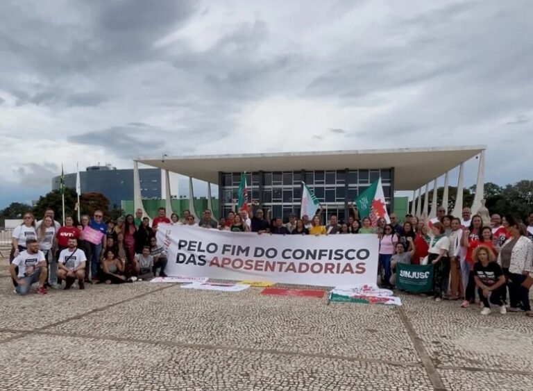 O fim da cobrança dos 14% acima do teto aplicada aos Inativos pode estar chegando ao fim