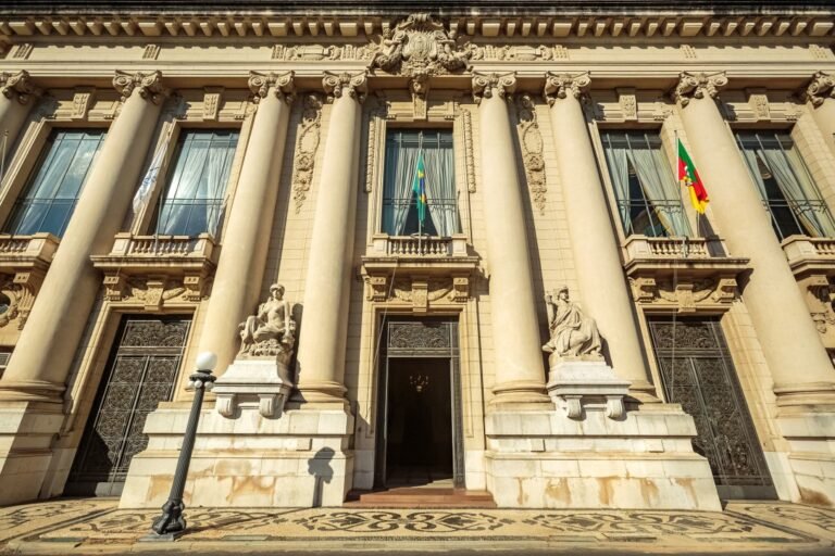 Reforma na Previdência Estadual, sem reajustes e sem concursos. Veja quais as contrapartidas do RS ao aderir ao Propag