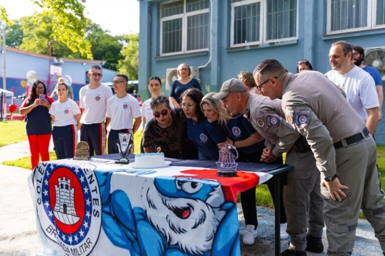 Novos alunos falam dos primeiros dias nos Colégios Tiradentes da Brigada Militar